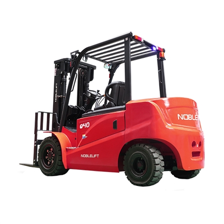 Four-wheels electric forklift 4 T - load centre distance 500 mm - Q Series