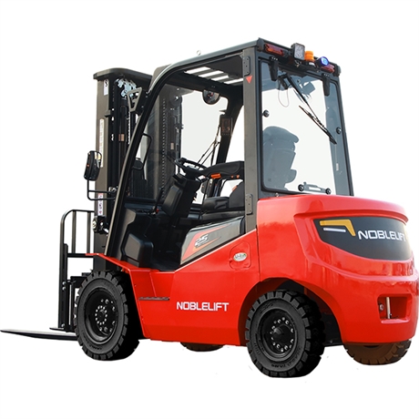 Chariot élévateur électrique lithium 4 roues - batterie LiFePO₄ 80 V à recharge rapide - 2,5 T